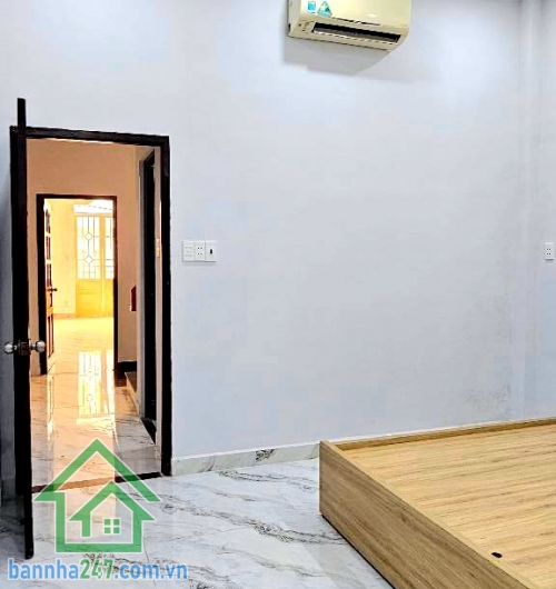 CHỈ 7,4 TỶ – SIÊU PHẨM SIÊU RẺ - ĐƯỜNG 12M KHÔNG LỘ GIỚI – ĐI BỘ AEON TÂN PHÚ - 60M² – 3 TẦNG – HOÀN CÔNG – DÒNG TIỀN 15TR/TH Nhà đẹp khu phân lô đồng bộ