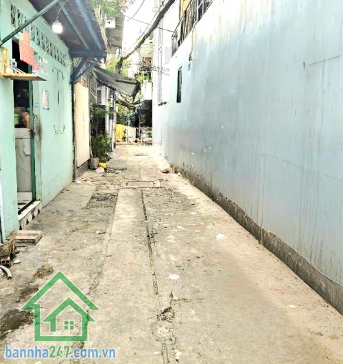 CHỈ 7,5 TỶ – MTKD – NHÀ 2 TẦNG – 58M² (4,8 x 12)M – NGANG GẦN 5M – SẴN DÒNG TIỀN – SỔ VUÔNG VỨC * Kết cấu: trệt 1 lầu gồm 2PN, 2WC, nhà lô góc 3 mặt thoáng mát