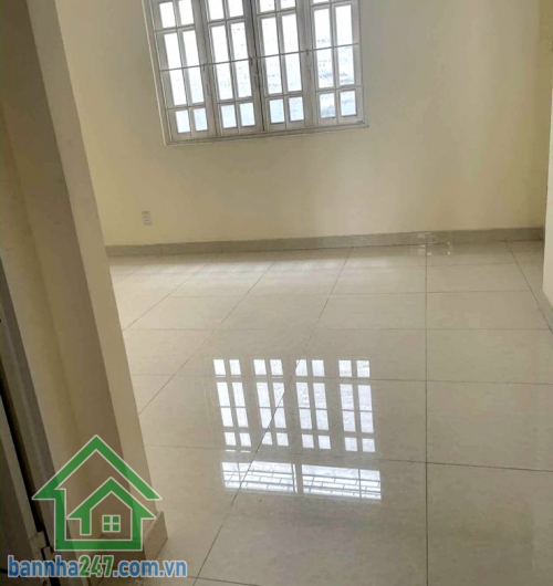 CHỈ 8,199 TỶ – HẺM 3,5M – NGAY ĐẤT THÁNH, PHƯỜNG 6, TÂN BÌNH – DT 75M² (4,3x17) – 4 TẦNG – 5 PHÒNG NGỦ, 5 WC Vị trí trung tâm, sát các tuyến đường lớn: Bắc Hải