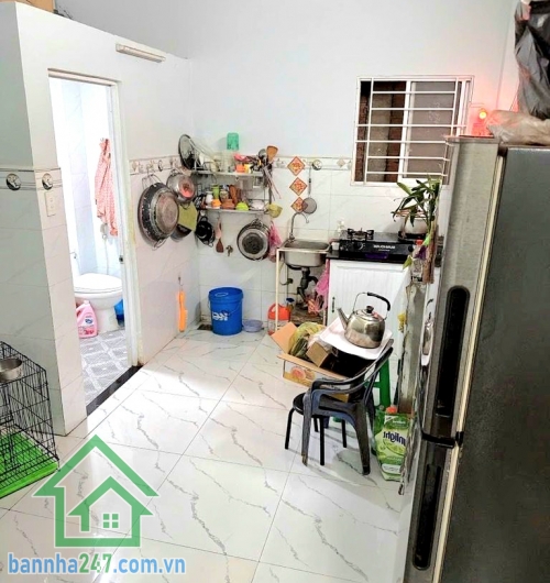 CHỈ 5,1 TỶ – NHÀ LÊ VĂN QUỚI – GẦN MẶT TIỀN – HẺM Ô TÔ 6M THÔNG – DT 55M² Lê Văn Quới, Gần Ngã Tư 4 Xã – khu dân cư sầm uất, tiện ích đầy đủ Diện tích: 55m² (4m x 14m)
