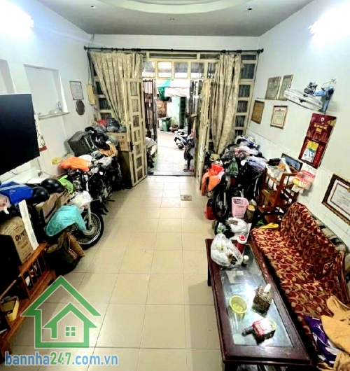 CHỈ 8 TỶ – NHÀ 3 TẦNG HXH 6M – HOÀNG XUÂN NHỊ, TÂN PHÚ - DT: 62M² -3PN - 3WC Vị trí: đường Hoàng Xuân Nhị – trung tâm Tân Phú Hẻm 6m thông, xe ra vào thoải mái
