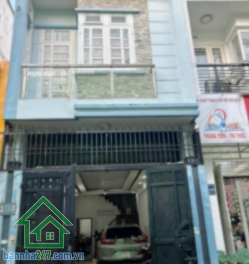 SIÊU PHẨM NHÀ 4 TẦNG – HXH 8M VƯỜN LÀI, TÂN PHÚ - 11 TỶ. Diện tích: 4x19m vuông vức. Kết cấu: 1 trệt 2 lầu, gồm 5 phòng ngủ, 4WC. NhàNhà 2 mặt hẻm xe hơi, cực thoáng mát.