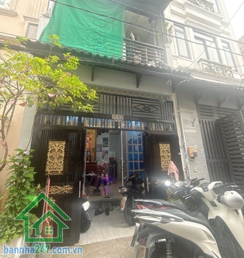 NHỈNH 4 TỶ - 50m ra mặt tiền Lê Văn Quới – hẻm xe hơi 5m thông tứ hướng. Gần chợ, trường học các cấp, bệnh viện, ủy ban – tiện ích bủa vây