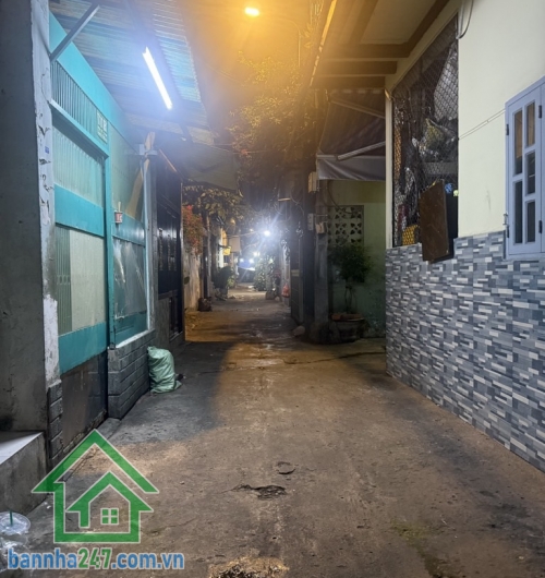 Nhỉnh 6 Tỷ - Nhà 4 Tầng + Tum – Hẻm Xe Hơi Bà Hạt – Gần BV Nhi Đồng 1, Q10 – DT 35M² (DTSD 136M²) – 5 PN – 3 WC.   Diện tích: 3.45 x 10m – kết cấu BTCT
