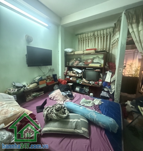 Nhỉnh 6 Tỷ - Nhà 4 Tầng + Tum – Hẻm Xe Hơi Bà Hạt – Gần BV Nhi Đồng 1, Q10 – DT 35M² (DTSD 136M²) – 5 PN – 3 WC.   Diện tích: 3.45 x 10m – kết cấu BTCT