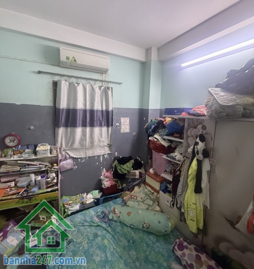 Nhỉnh 6 Tỷ - Nhà 4 Tầng + Tum – Hẻm Xe Hơi Bà Hạt – Gần BV Nhi Đồng 1, Q10 – DT 35M² (DTSD 136M²) – 5 PN – 3 WC.   Diện tích: 3.45 x 10m – kết cấu BTCT
