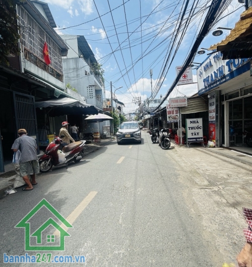 CHỈ 6,6 TỶ – MẶT TIỀN KINH DOANH 7M – NGAY CHỢ BÌNH LONG – 2 TẦNG – SHR