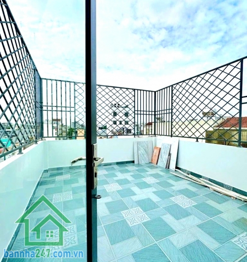 CHỈ 6,55 TỶ – TRUNG TÂM BÌNH TÂN – GIÁP NGUYỄN SƠN, TÂN PHÚ - HẺM XE HƠI – NHÀ 5 TẦNG BTCT – FULL NỘI THẤT – DỌN VÀO Ở NGAY - 5 PN – 3 WC Diện tích đất: 51,1m²