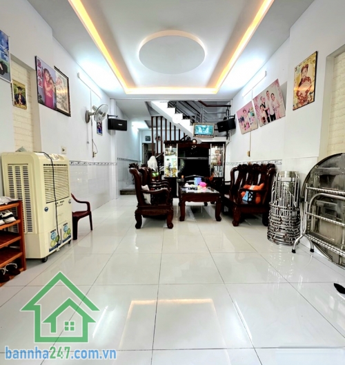 CHỈ 5,1 TỶ – ĐƯỜNG XE HƠI 5M – 2 TẦNG BTCT - (4 x 13) 2PN – 2WC – SÁT NGÃ TƯ BỐN XÃ – HÒA BÌNH  Ngay khu trung tâm Ngã Tư Bốn Xã – kết nối nhanh Lê Văn Quới, Hòa Bình.
