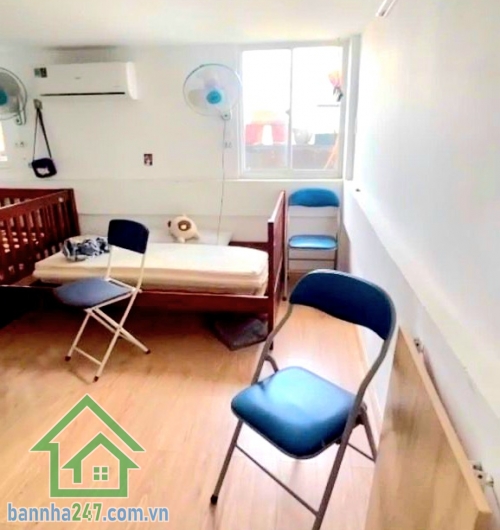 CHỈ 2,26 TỶ – SIÊU HIẾM – CHUNG CƯ TRƯỜNG CHINH – BA VÂN – FULL NỘI THẤT - 2PN • DT: 50m² (ngang 4m – dài 12.5m) • Kết cấu: 2 Phòng ngủ rộng – thoáng • Nhà Nhà mới đẹp – FULL nội thất, dọn vào ở ngay