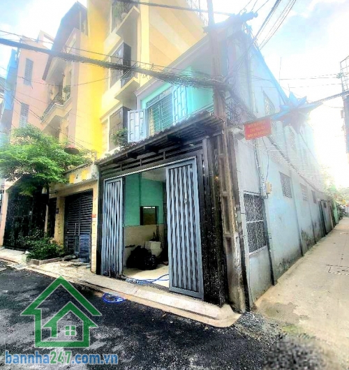 CHỈ 7,7 TỶ – MTKD ĐƯỜNG NHỰA 5M  – NHÀ 2 TẦNG – TT TÂN BÌNH - ĐẤT THÁNH – 75M² – 4PN, 3WC – GIÁP QUẬN 10 * Kết cấu: 1 trệt, 1 lầu, sân thượng, gồm sân trước, phòng khách, bếp, 4PN, 3WC