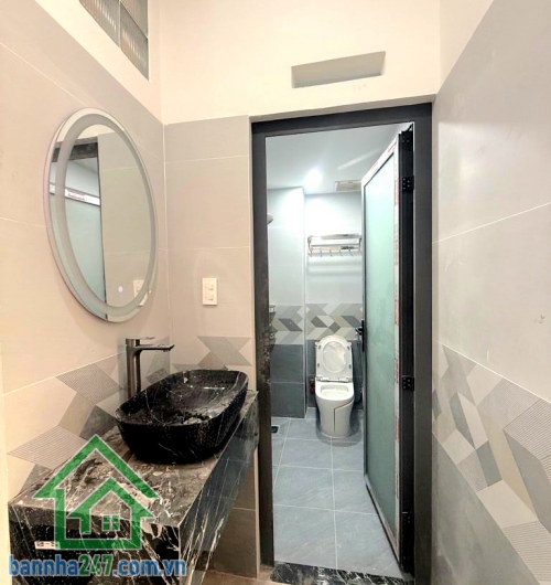 CHỈ 6,9 TỶ – HẺM NHỰA 6M – LÊ VĂN QUỚI – GẦN NGÃ TƯ BỐN XÃ - 56M² (4X14) - 4PN - 3WC DT: 56m² (4 x 14m) - 4 TẦNG BTCT - 4PN – 3WC - Phòng thờ riêng – 2 sân thượng 