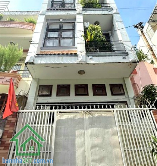 CHỈ 8,6 TỶ – NHÀ ĐẸP KHU VIP BÀU CÁT – TÂN BÌNH – HẺM NHỰA 5M Ô TÔ VÀO TẬN NHÀ - 4PN, 5WC * DT: 4x13m (51m²) – Kết cấu BTCT 4 tầng, gồm 4PN, 5WC, có phòng thờ, giếng trời, sân thượng trước sau thoáng mát.