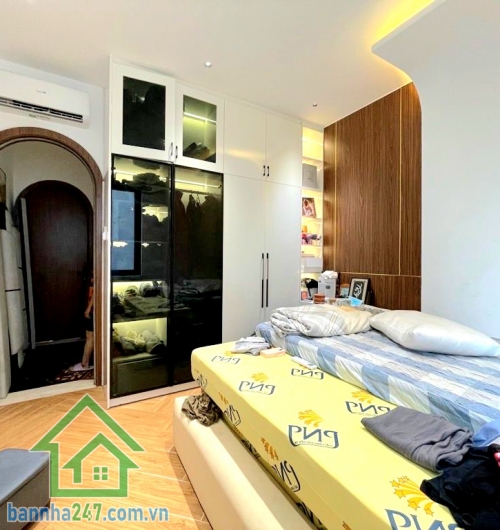 CHỈ 8 TỶ – HXH NHỰA 5M THÔNG – XE HƠI NGỦ TRONG NHÀ - NGUYỄN PHÚC CHU - 4 TẦNG BTCT – 4PN 5WC – TẶNG FULL NỘI THẤT Diện tích: 55m² (5m x 11m) – sổ vuông vức. Hoàn công đầy đủ, mua bán nhanh gọn