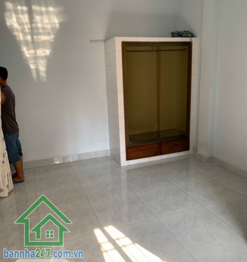 NHỈNH 6 TỶ - NHÀ HXH – CHÍNH CHỦ 1 ĐỜI – SỔ VUÔNG 2025 – GIÁP KHU BÀU CÁT – DT: 76/86 3 TẦNG -  (5.1 x 17)M - 3PN, 2WC