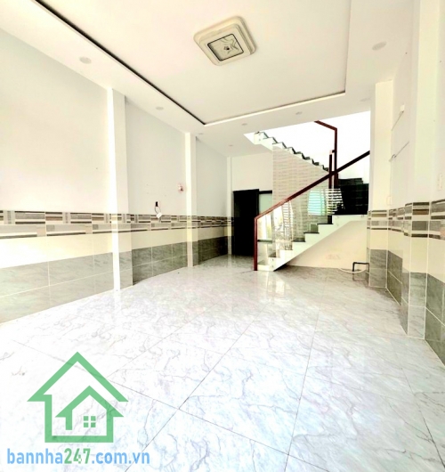 CHỈ 5,2 TỶ – ÂU CƠ THÔNG TRẦN VĂN QUANG – NHÀ ĐẸP 2 TẦNG – 52M² (4x15)m – 2PN – 3WC – Ở NGAY!! Kết cấu: 2 tầng BTCT kiên cố Nhà mới đẹp, chỉ cần xách vali vào ở
