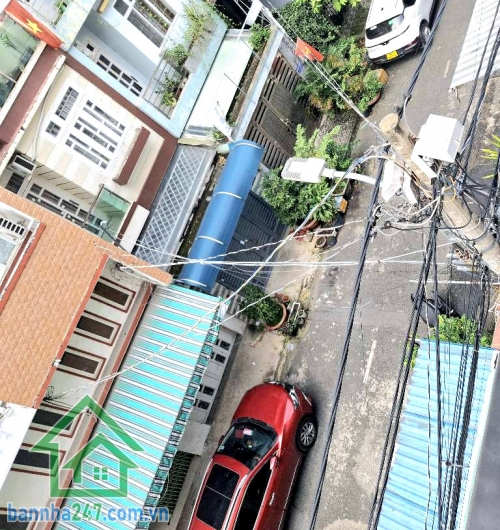 CHỈ 8.6 TỶ – HẺM 10M THÔNG – HƯƠNG LỘ 2 – NHÀ 4 TẦNG BTCT – DT: 80M² – 4PN - 4WC - NỘI THẤT GỖ CAO CẤP Vị trí: Gần Hương Lộ 2, trung tâm Bình Tân – hẻm xe hơi rộng 8m.
