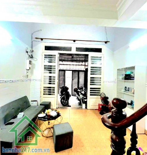CHỈ 6,75 TỶ – HẺM 5M THÔNG – SÁT PANDORA TRƯỜNG CHINH – TÂN PHÚ - NHÀ ĐẸP 4 TẦNG BTCT – 45M² – 3PN – 4WC – GẦN NHÀ GA T3 Diện tích: 4/4.05 x 11m – công nhận đủ