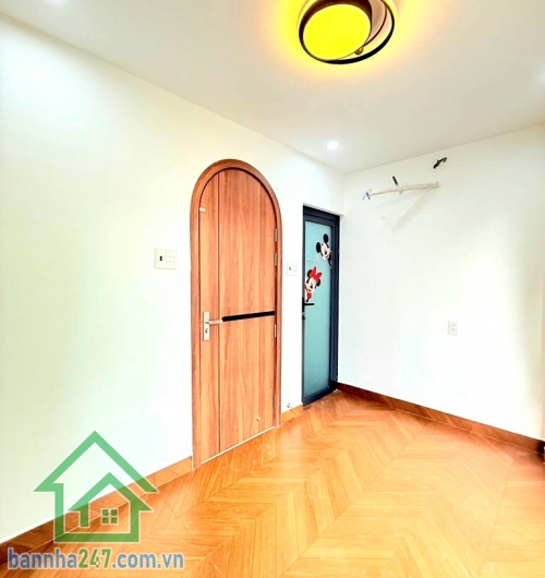 CHỈ 4,15 TỶ (TL) – MTKD VĂN CAO – KINH DOANH NGÀY ĐÊM - NHÀ NHỎ ẤM CÚNG – HIẾM CÓ KHÓ TÌM 2PN - 3WC Sở hữu ngay hộ khẩu vàng – vị trí không sinh thêm Diện tích 
