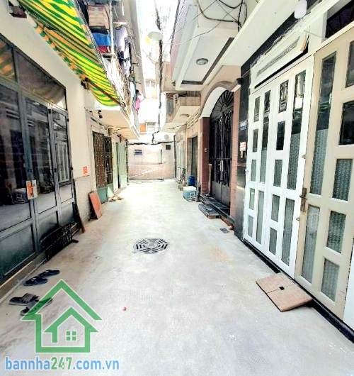 CHỈ 5 TỶ – KHU VIP TÂN BÌNH – NGHĨA PHÁT – 54M² (4.5 x 19) – 2 TẦNG – 4PN – 2WC – CHIA 2 CĂN Kết cấu: 1 trệt 1 lầu, gồm 4PN – 2WC, nhà chia 2 căn (1 căn trống, 1 căn cho thuê)