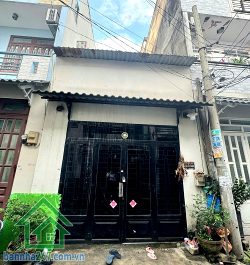 CHỈ 3,48 TỶ – NHÀ 2 TẦNG ĐẸP – HẺM XE TẢI RỘNG 6M – ĐƯỜNG SỐ 3, P. BÌNH HƯNG HÒA, Q. BÌNH TÂN Diện tích: 4 x 8m (32m²). Kết cấu: 1 trệt, 1 lửng, nhà còn rất mới.