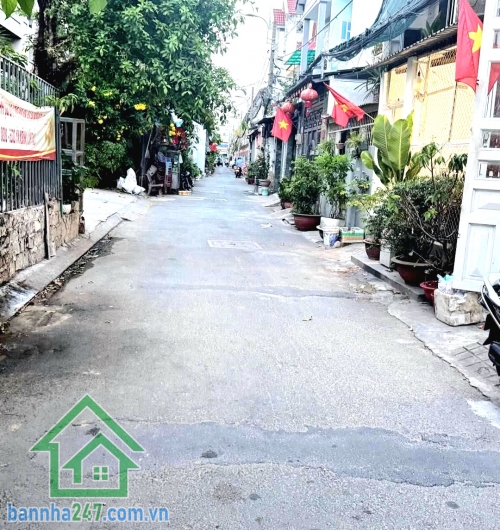 CHỈ 3,95 TỶ (BỚT LỘC) – HẺM XE HƠI – NHÀ MỚI ĐẸP – GẦN NGÃ TƯ BỐN XÃ - 32m² (4m x 8m) 