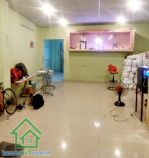 CHỈ 4.999 TỶ – NHÀ 2 TẦNG – XE HƠI ĐẬU CỬA – SÁT MẶT TIỀN LÊ TRỌNG TẤN – 73M² 