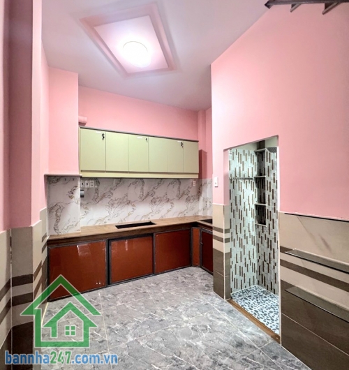 CHỈ 3,55 TỶ – NHÀ MỚI 4 TẦNG BTCT – NGAY MÃ LÒ & TỈNH LỘ 10 – GẦN AEON MALL TÊN LỬA - DT: 28m² - 3PN – 4WC * Diện tích: 28m² (ngang 3.05/3.15m x 9m) * Kết cấu: Nhà đẹp 4 tầng, xây bê tông cốt thép kiên cốt với 3PN master, máy lạnh, nội thất đầy đủ, xá