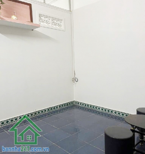 5.2 TỶ – NHÀ CẤP 4 HAI MẶT TIỀN – CÓ DÒNG TIỀN 12TR/THÁNG  