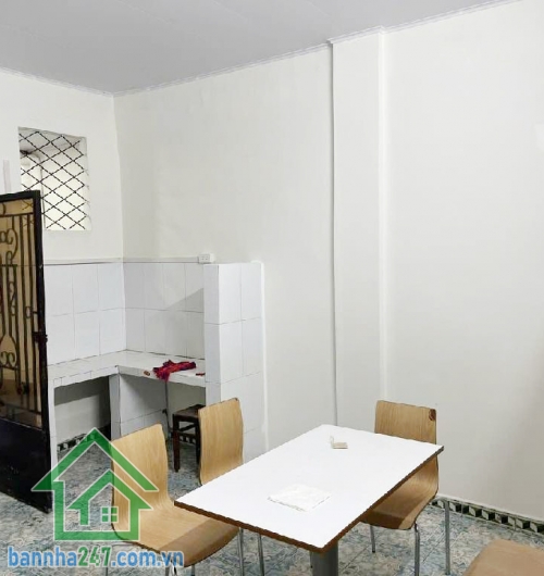 5.2 TỶ – NHÀ CẤP 4 HAI MẶT TIỀN – CÓ DÒNG TIỀN 12TR/THÁNG  