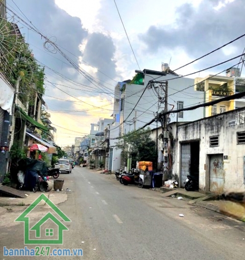 CHỈ 8,6 TỶ – MẶT TIỀN KINH DOANH TÂN PHÚ – NGUYỄN VĂN YẾN, GẦN TÔ HIỆU, PHAN ANH * Diện tích: 4x18.5m, thông số chuẩn đẹp, tương lai có thể ra 2 mặt tiền