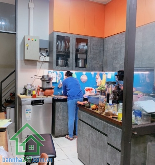 CỰC HIẾM P5 TÂN BÌNH – HẺM Ô TÔ MỘT TRỤC – NGANG 4M – 3 TẦNG – 64M² – CHỈ 11 TỶ