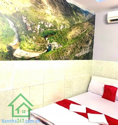 NHỈNH 16 TỶ - KHÁCH SẠN ĐANG KINH DOANH – KHU VIP KDC TRUNG SƠN – DT 100M² (5x20)m – 4 TẦNG – 17 PN – 18 WC – VIEW CÔNG VIÊN THOÁNG MÁT * Kết cấu: Trệt, 3 lầu, tổng 17 phòng, 18 WC.