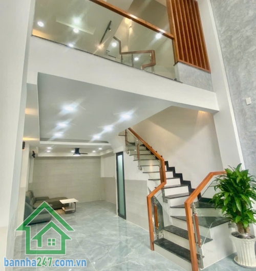 BÁN NHÀ PHỐ CAO CẤP – LÊ VĂN QUỚI, BÌNH TÂN – 5 TẦNG – 4PN 5WC – ĐƯỜNG XE HƠI – GIÁ CHỈ 6.3 TỶ * Vị trí: Trung tâm Bình Tân, hẻm 413 Lê Văn Quới, ngay giáp Tân Bình. 