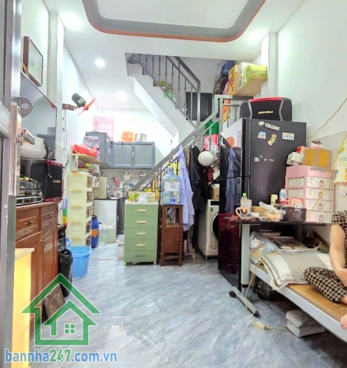 CHỈ 2.78 TỶ – NHÀ 3 TẦNG ĐÚC ĐẸP – HUỲNH VĂN CHÍNH, P. PHÚ TRUNG, Q. TÂN PHÚ - 2PN, 3WC Vị trí: Hẻm 3 gác, cách mặt tiền chỉ 50m – di chuyển cực kỳ thuận tiện!