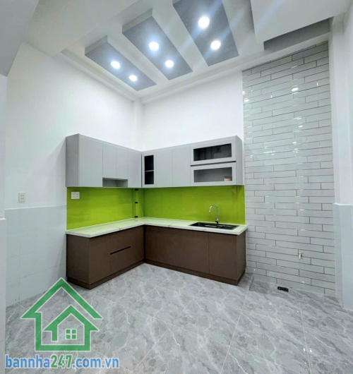 CHỈ 4,95 TỶ – HẺM XE TẢI VIP – NHÀ ĐẸP Ở LIỀN – LÊ VĂN QUỚI – 2 TẦNG BTCT – 2PN, 2WC – DT 4x12m (CN 45m² VUÔNG VỨC) Nhà mới – dọn vào ở ngay. Tặng kèm: 1 máy lạnh + bộ bàn ghế cao cấp. - Kết cấu: Trệt + lầu BTCT, 2PN, 2WC.