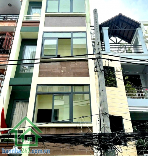 CHỈ 22,79 TỶ – MẶT TIỀN KINH DOANH TÂN BÌNH – GẦN SÂN BAY - CHDV 5 TẦNG ĐÚC – 11 PHÒNG (CÓ THỂ MỞ RỘNG 14 PHÒNG) THANG MÁY – PCCC CHUẨN – SỔ MỚI 2025 cực hiếm: • Diện tích: 96m² (4.1 x 24m) – vuông vức • Kết cấu: 5 tầng đúc kiên cố – nhà mới xây xong • Th
