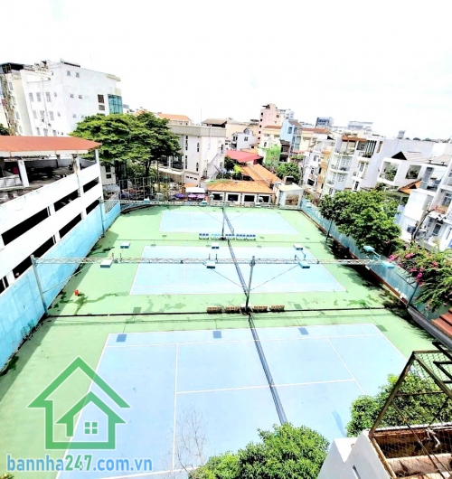 CHỈ 22,79 TỶ – MẶT TIỀN KINH DOANH TÂN BÌNH – GẦN SÂN BAY - CHDV 5 TẦNG ĐÚC – 11 PHÒNG (CÓ THỂ MỞ RỘNG 14 PHÒNG) THANG MÁY – PCCC CHUẨN – SỔ MỚI 2025 cực hiếm: • Diện tích: 96m² (4.1 x 24m) – vuông vức • Kết cấu: 5 tầng đúc kiên cố – nhà mới xây xong • Th