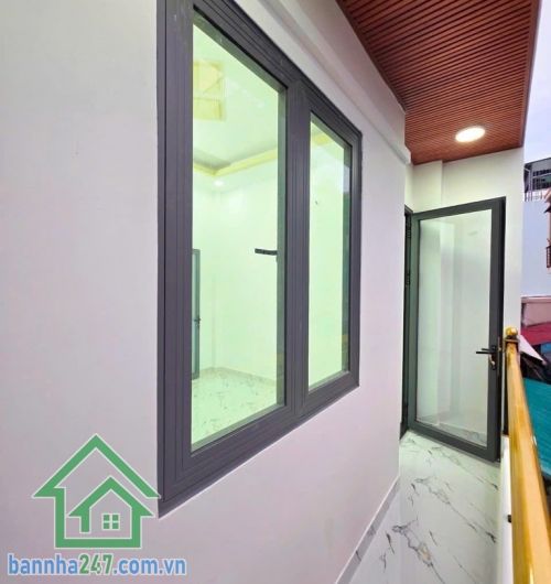 CHỈ NHỈNH 3 TỶ XÍU – NHÀ MỚI TINH 2 TẦNG – HẺM ĐẸP – NGAY LÊ VĂN QUỚI – 36M² – SỔ HOÀN CÔNG ĐỦ - 2PN – 2WC. NHÀ MỚI Ở NGAY.