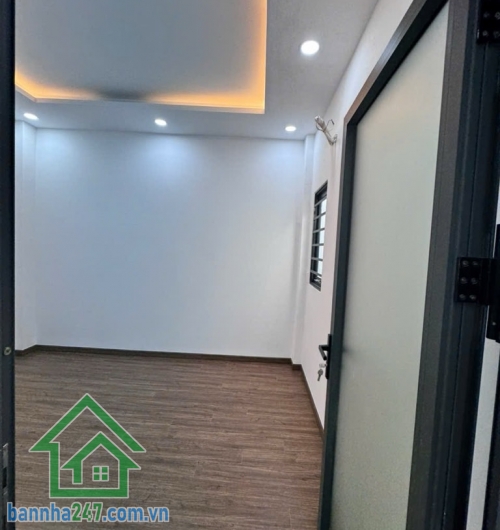 NHỈNH 5 TỶ - NHÀ 2 TẦNG – NGUYỄN NGỌC NHỰT – KHU VIP TÂN QUÝ – AEON MALL Tân Phú. DT: 3.8 x 14m (52m² – sổ vuông vức).  Kết cấu: 1 trệt + 1 lầu, 3PN, 2WC 