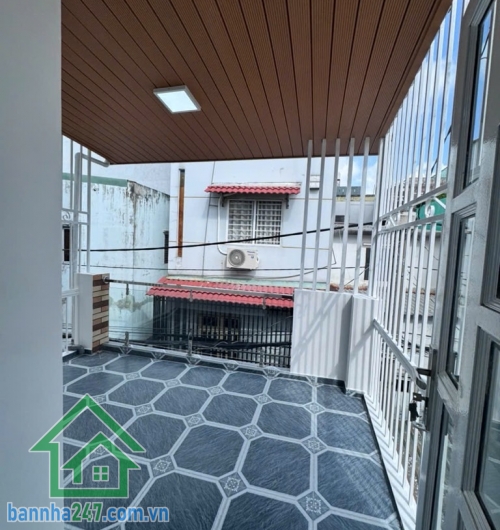 NHỈNH 5 TỶ - NHÀ 2 TẦNG – NGUYỄN NGỌC NHỰT – KHU VIP TÂN QUÝ – AEON MALL Tân Phú. DT: 3.8 x 14m (52m² – sổ vuông vức).  Kết cấu: 1 trệt + 1 lầu, 3PN, 2WC 