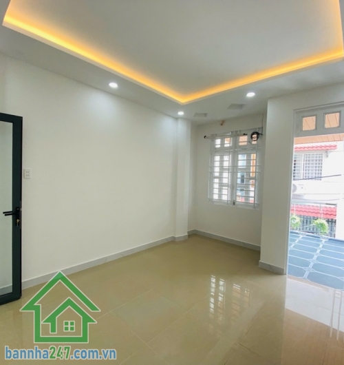 NHỈNH 5 TỶ - NHÀ 2 TẦNG – NGUYỄN NGỌC NHỰT – KHU VIP TÂN QUÝ – AEON MALL Tân Phú. DT: 3.8 x 14m (52m² – sổ vuông vức).  Kết cấu: 1 trệt + 1 lầu, 3PN, 2WC 