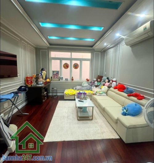 NHÀ ĐẸP 4 TẦNG – KHU VIP VƯỜN LÀI – HẺM XE TẢI – CHỈ NHỈNH 11 TỶ.  Trung tâm Vườn Lài, Tân Phú – Gần UBND Quận – Giáp Tân Bình. Hẻm xe tải thông tứ hướng