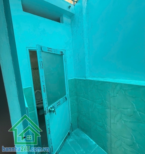 HIẾM – TÂN PHÚ – KHU VIP TÂY THẠNH – 2 TẦNG - 40M2 – CHỈ 3.9 TỶ - 4PN - 2WC * Diện tích 40m², sổ đẹp nở hậu, hoàn công đủ. * Kết cấu: 1 trệt 1 lầu, ban công thoáng mát.