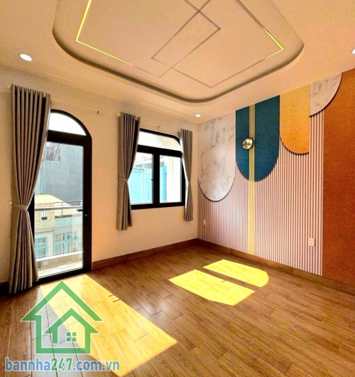 NHỈNH 6 TỶ - HẺM 6M HƯƠNG LỘ 2 – DT: 54m² (4 x 13.5)m - 5 TẦNG MỚI – NGAY NGÃ TƯ 4 XÃ – 4PN - 4WC Vị trí cực đẹp: Hẻm xe hơi 6m, thông thoáng – sát Ngã Tư 4 Xã