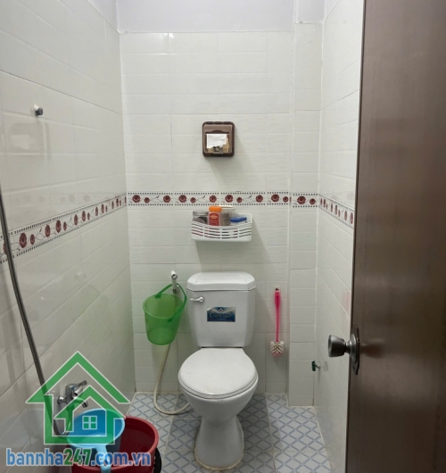 CHỈ NHỈNH 5 TỶ – NHÀ 3 TẦNG KIÊN CỐ – SÁT MẶT TIỀN LÊ VĂN QUỚI – GIÁP TÂN PHÚ – 40M² - 4PN – 3WC.