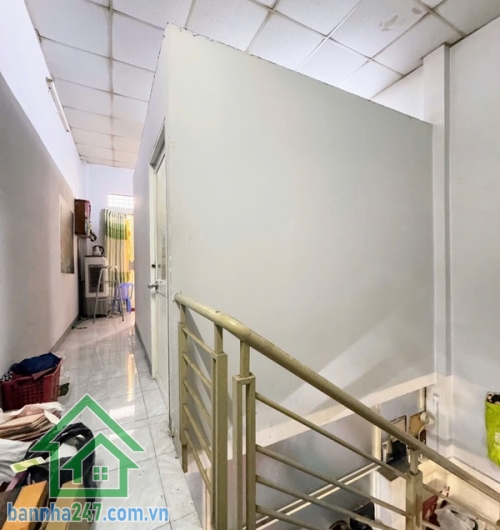 CHỈ 4.3 TỶ – NHÀ 2 TẦNG MỚI ĐẸP – HẺM XE HƠI – GIÁP TÂN PHÚ – GẦN LÊ VĂN QUỚI 