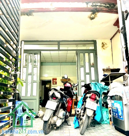 CHỈ 5,1 TỶ – MTKD ĐƯỜNG 8M – XE TẢI VI VU – NHÀ C4 SIÊU TIỆN KINH DOANH/CHO THUÊ – 66M² (4x16,25)m – SỔ ĐẸP CHUẨN PHÁP LÝ * Nhà mặt tiền kinh doanh, đường rộng.