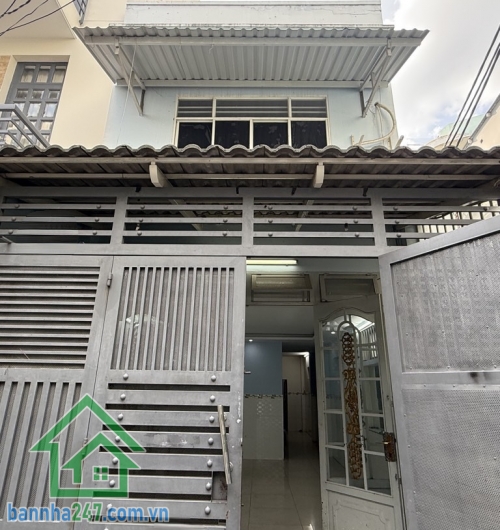 SIÊU PHẨM TÂN BÌNH – LÔ GÓC 2MT – HXH – 4PN – CHỈ 4,7 TỶ Diện tích: 54m² Kết cấu: 2 tầng, 4PN, 2WC, nhà thoáng mát, dọn vào ở ngay Vị trí cực đẹp: Lý Thường Kiệt 