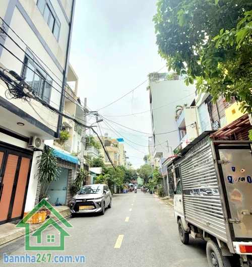 CHỈ 15 TỶ – KHU VIP BÀU CÁT, TÂN BÌNH – HẺM 10M NHƯ MẶT TIỀN – NGAY CHỢ VẢI – GẦN 100M² – 3 TẦNG BTCT – 4PN – 3WC - SỔ VUÔNG! Vị trí: Trung tâm Bàu Cát